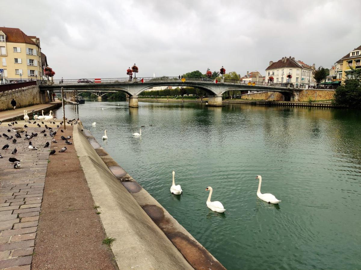 Charmant 2 Pieces A Quelques Minutes De Disneyland. Lagny-sur-Marne Экстерьер фото